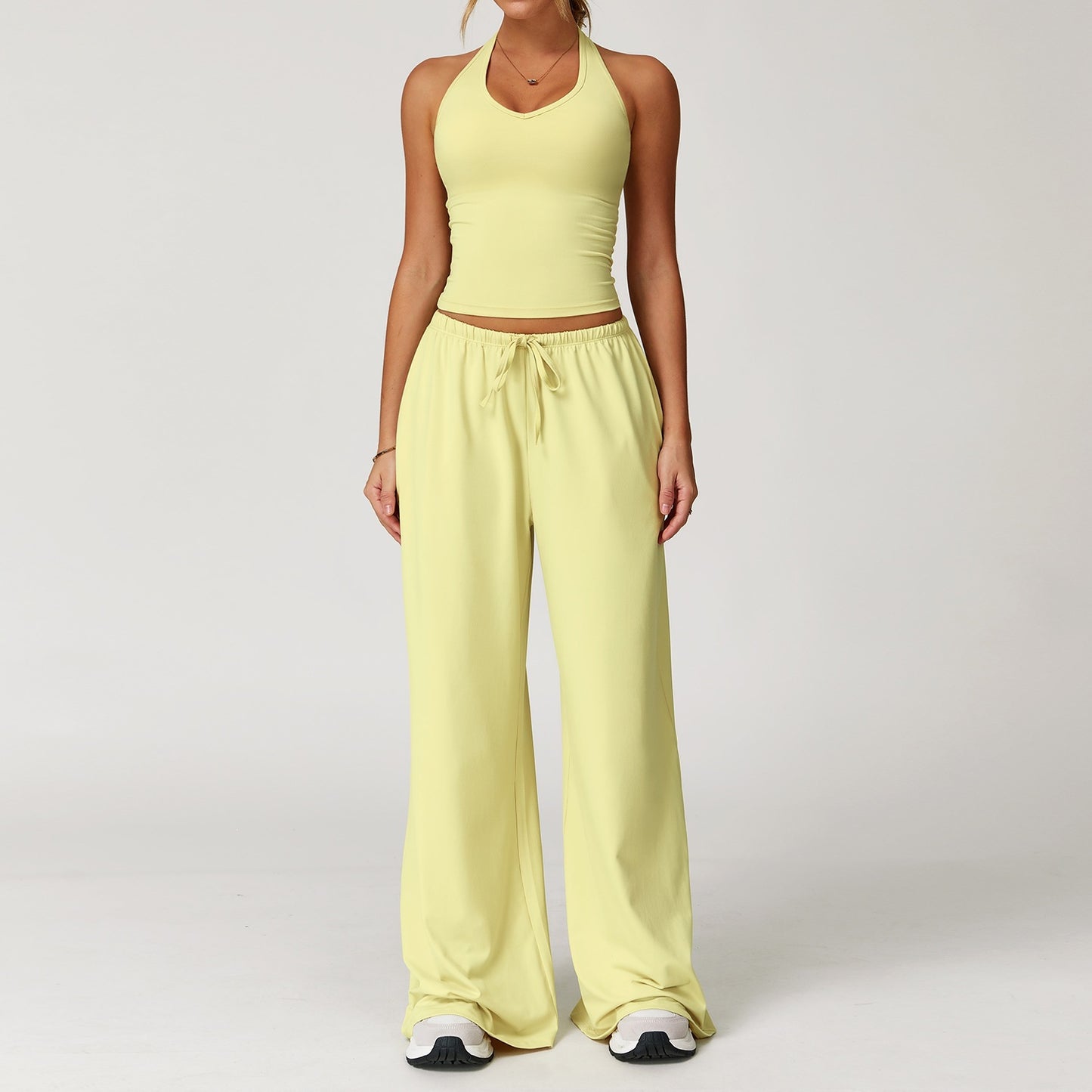 Everyday Essential Quick-Dry 2- Piece Sweat Suit Set